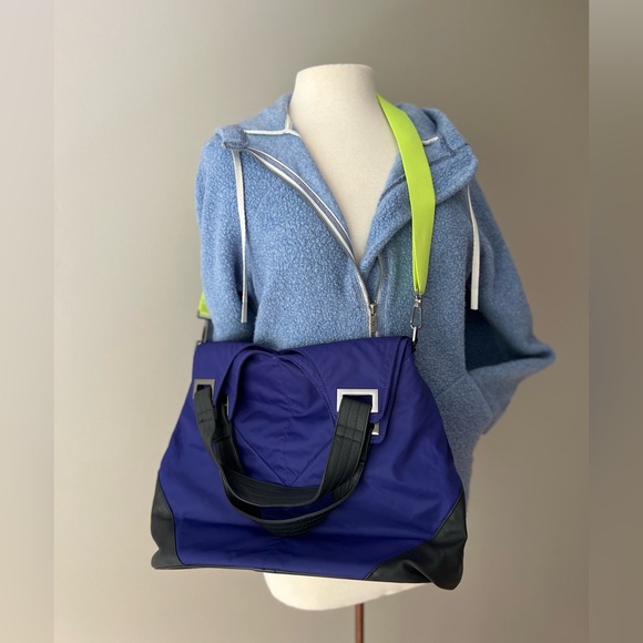 VTG UA Hobo Bag Purse Cobalt Blue Gold Neon Yellow Gym Travel Tote Under Armour - Picture 3 of 17